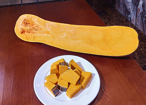知道最甜最面的南瓜品種嗎？盤點十種有營養(yǎng)的甜面南瓜...